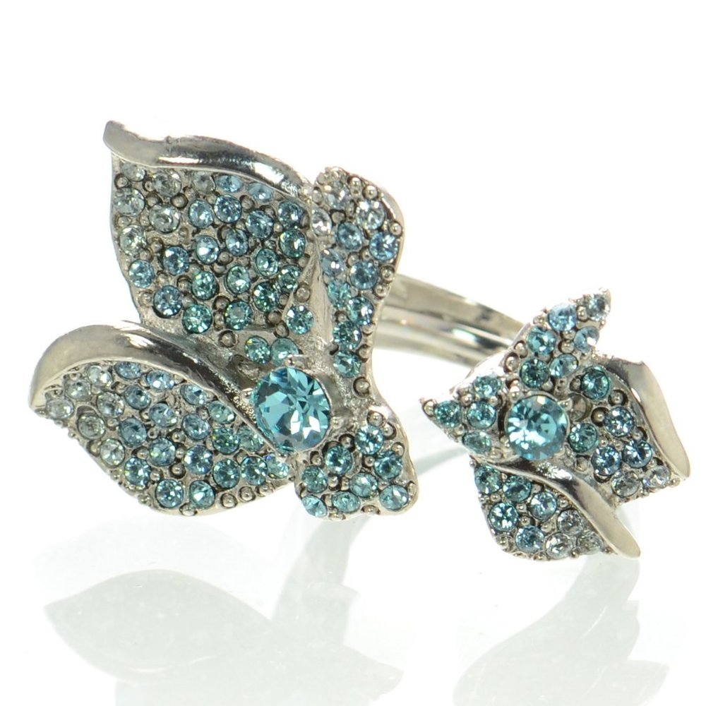 OSCAR DE LA RENTA Pave Crystal Flower Ring